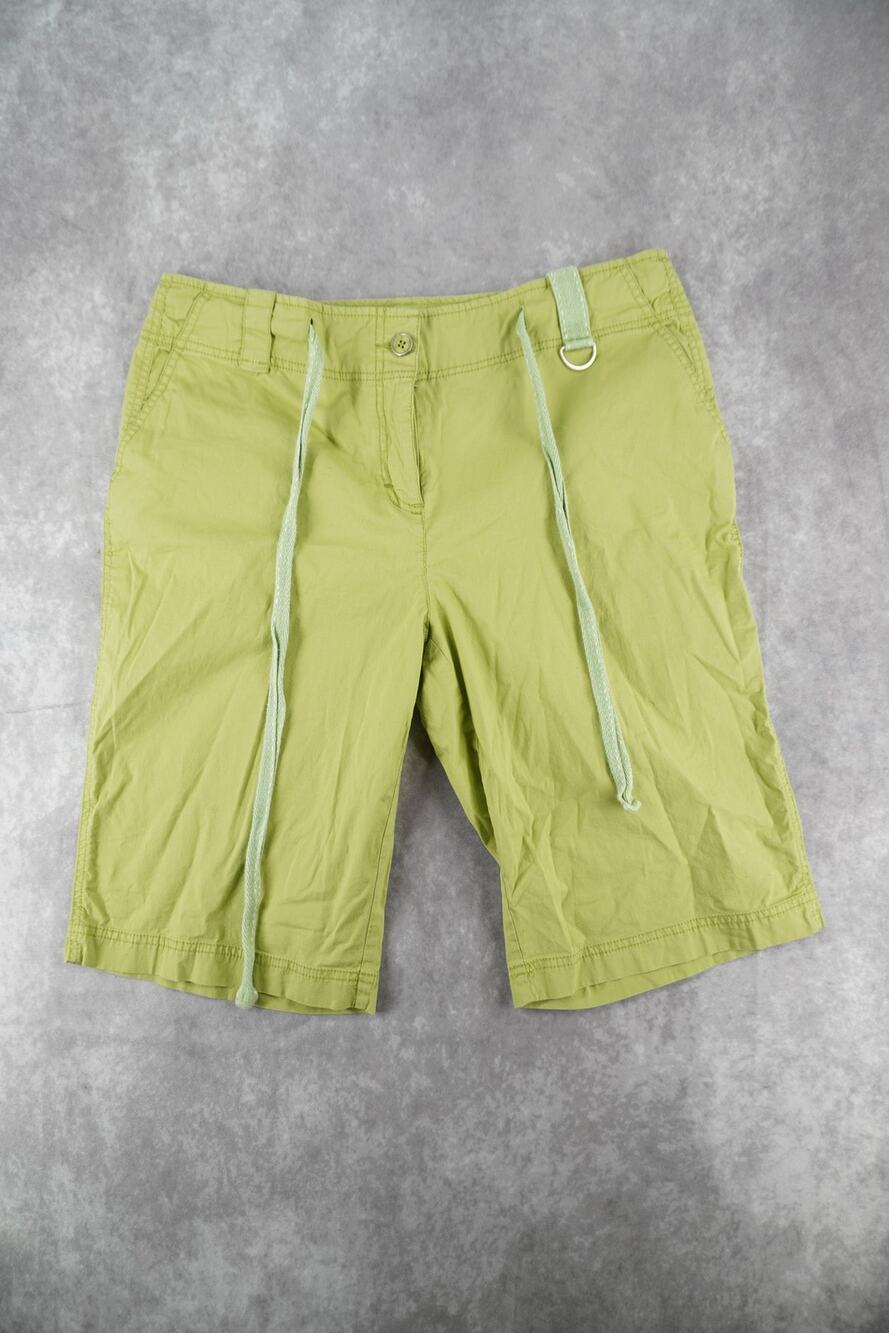 Think Tank Women's Size 14 Lime Green Bermuda Shorts Drawstring D Ring Y2K